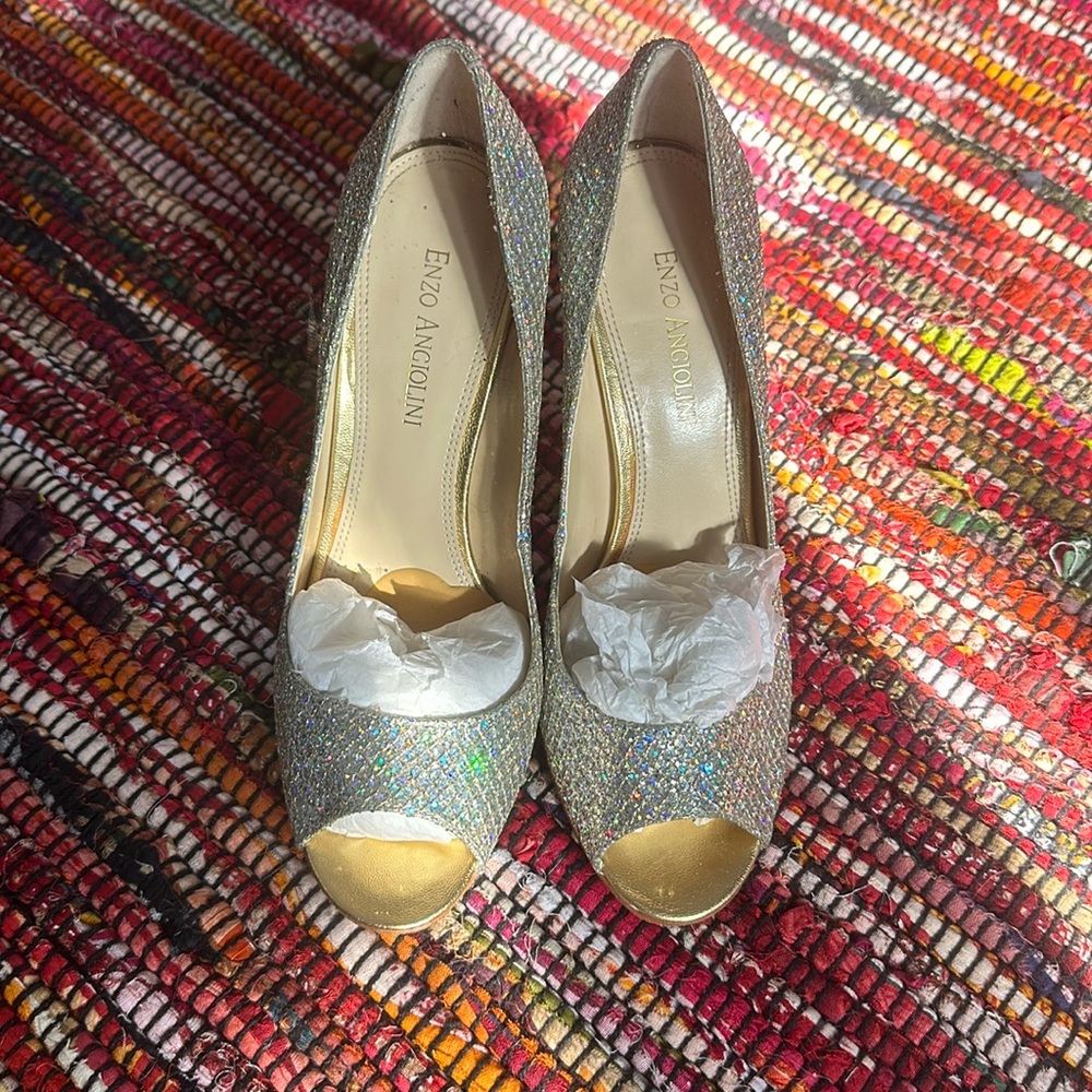 ENZO ANGIOLINI Gold/Silver Glittered Evening Pumps